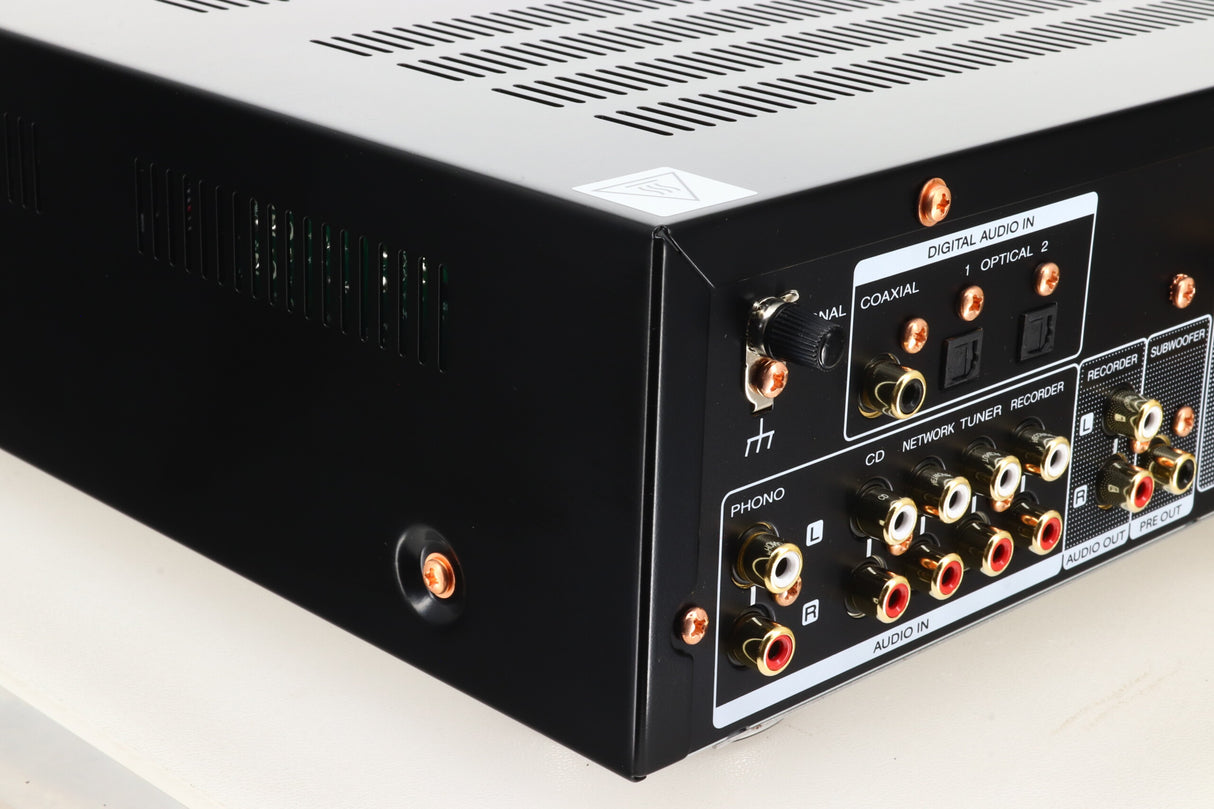 Marantz PM6007 Integrated Amplifier - Black