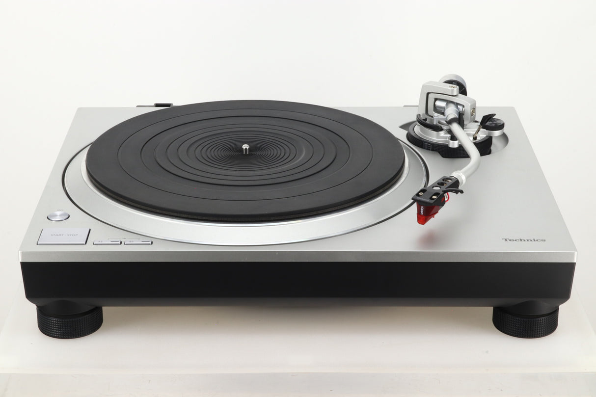 Technics SL-1500C Turntable