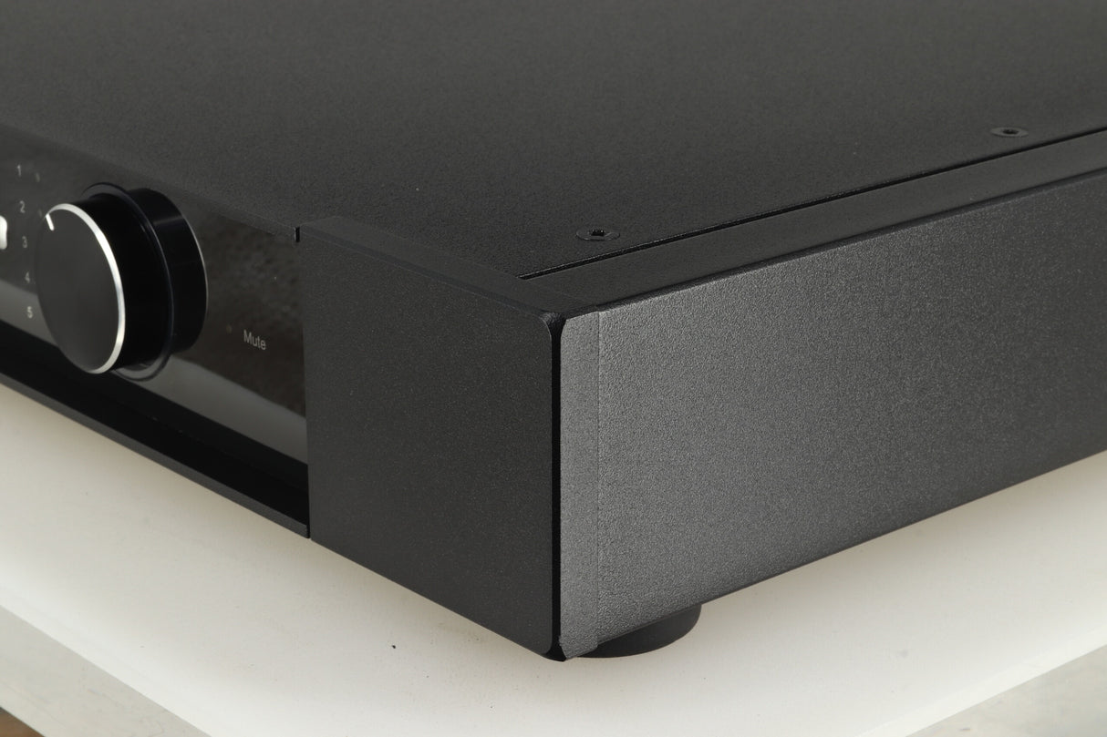 Rega Elex-R Integrated Amplifier