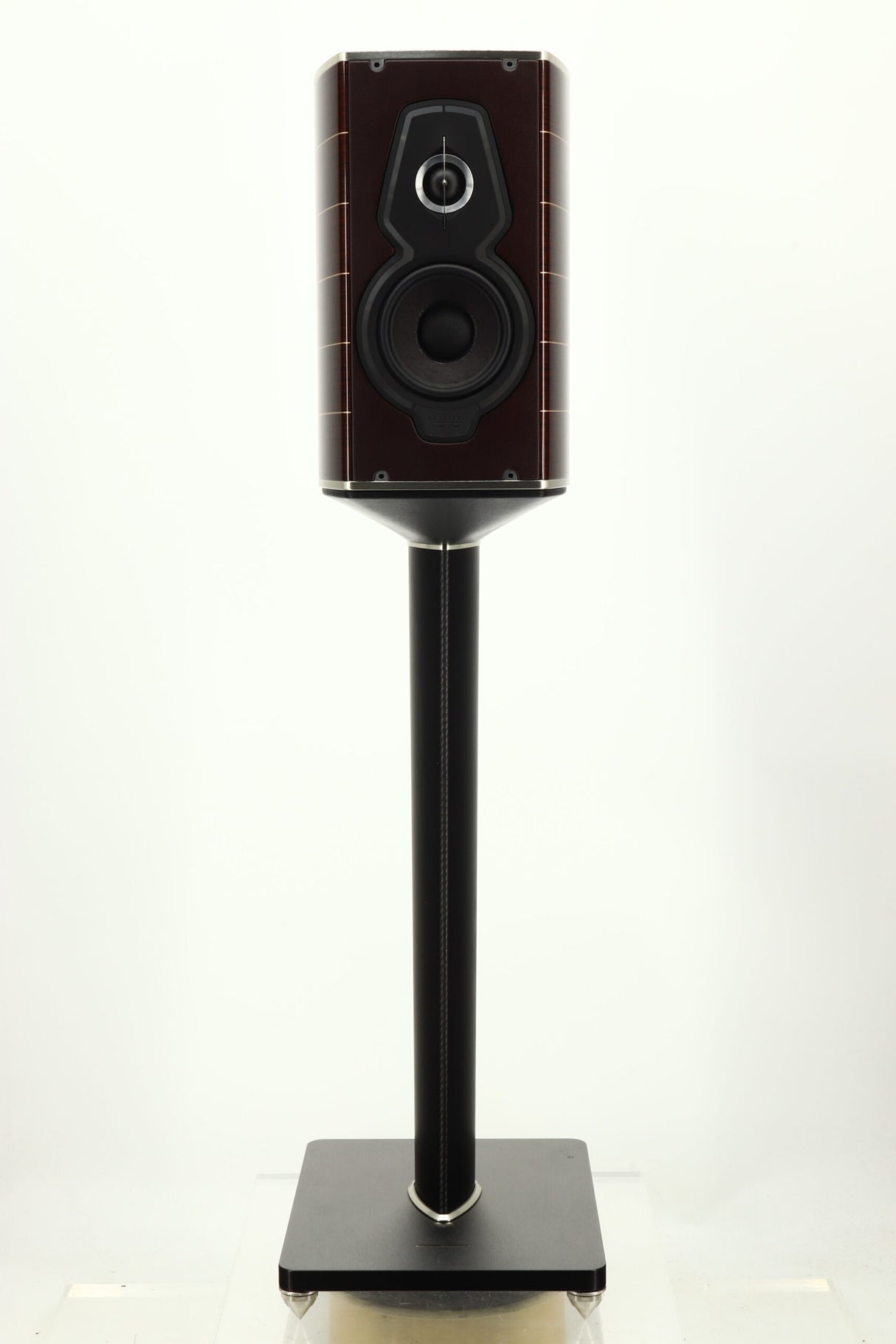Sonus Faber Guarneri Tradition Standmount Speakers - Wenge / Carbon Stands