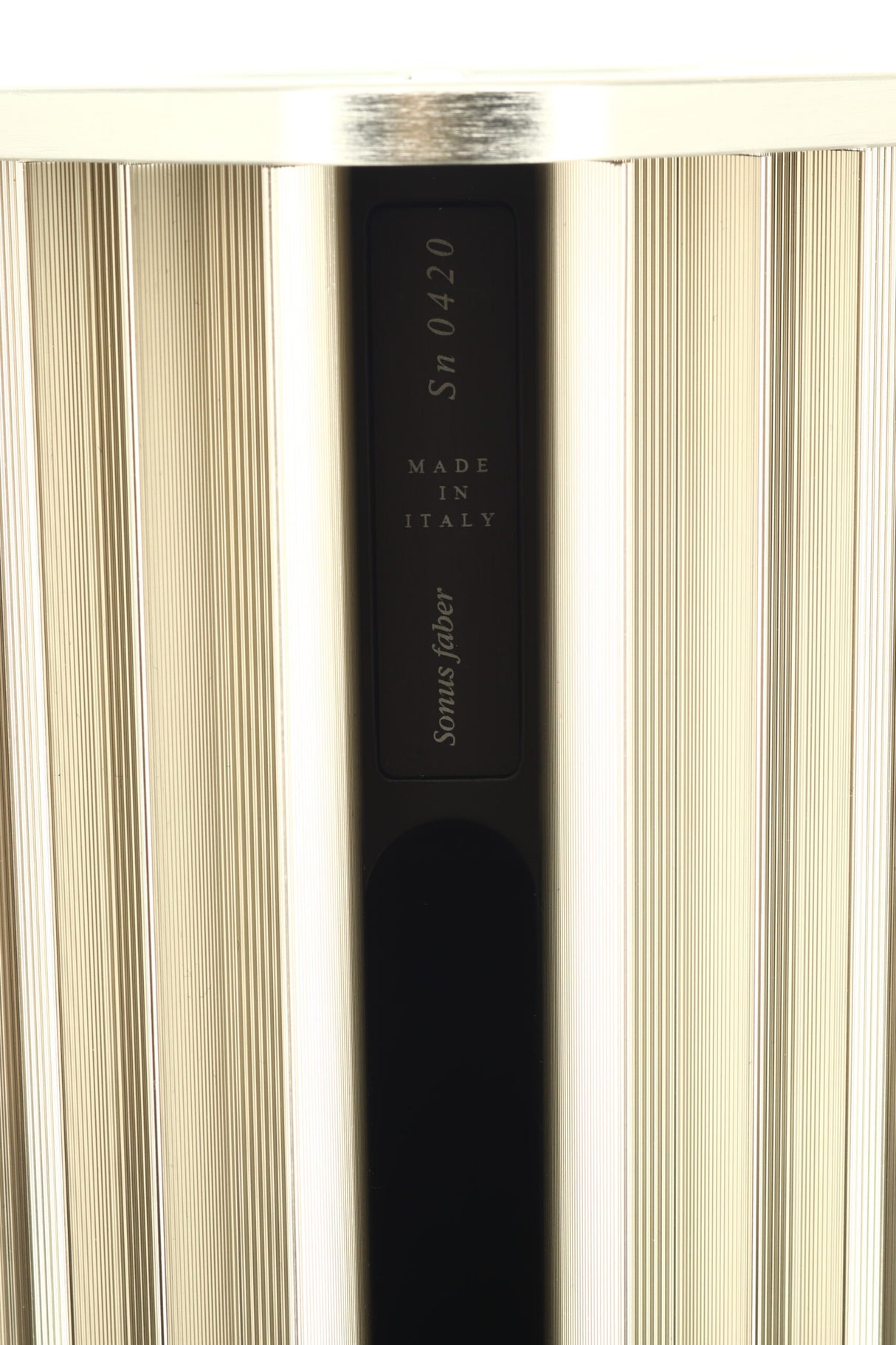 Sonus Faber Guarneri Tradition Standmount Speakers - Wenge / Carbon Stands