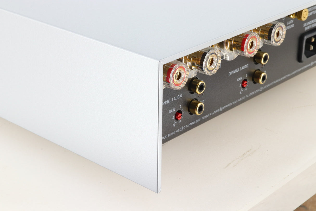 Linn Akurate 2200 Power Amplifier - Silver