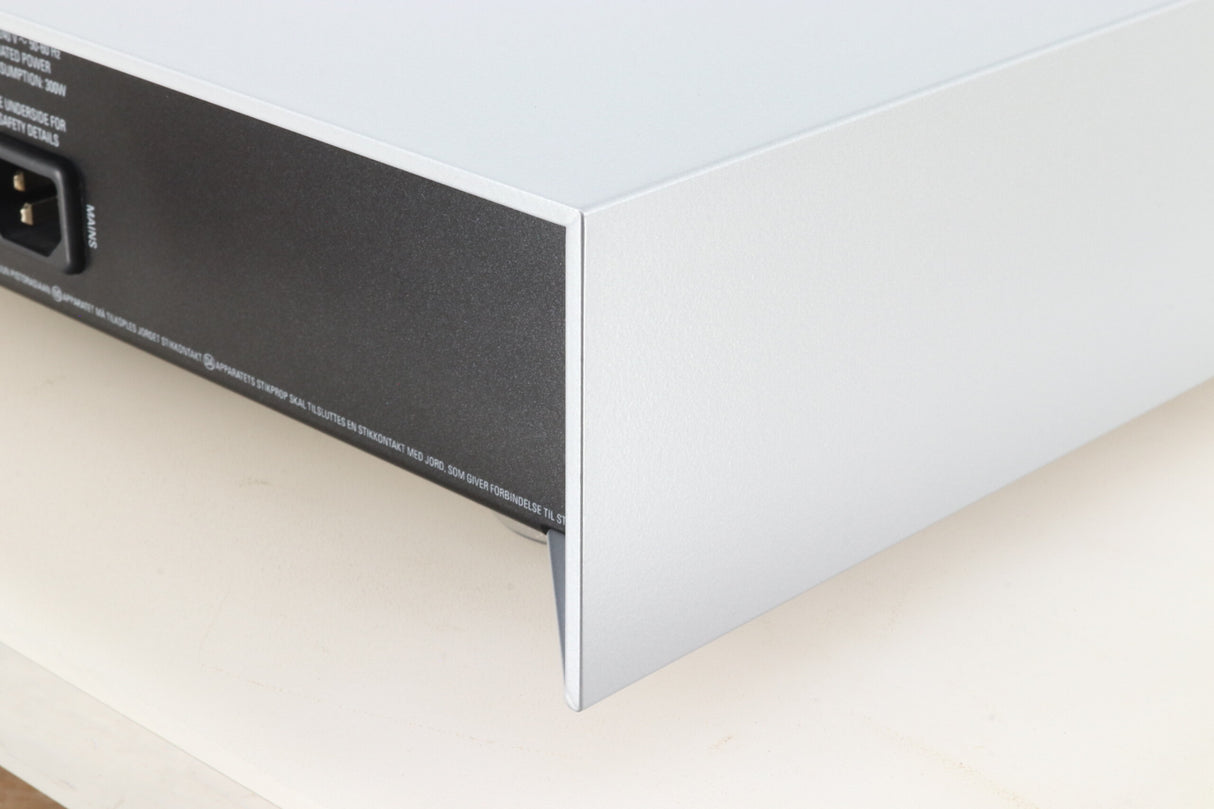 Linn Akurate 2200 Power Amplifier - Silver