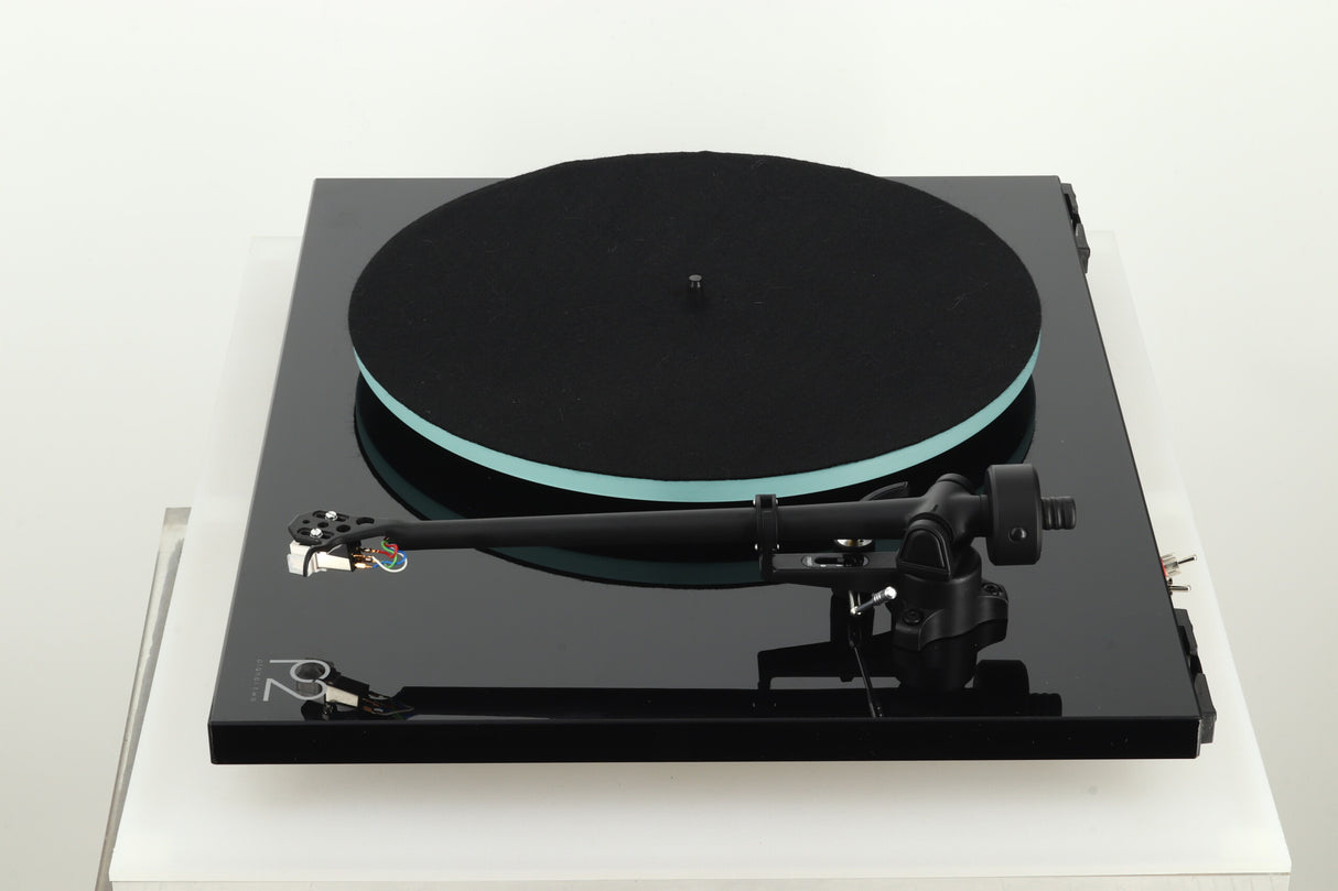 Rega Planar 2 Turntable - Black