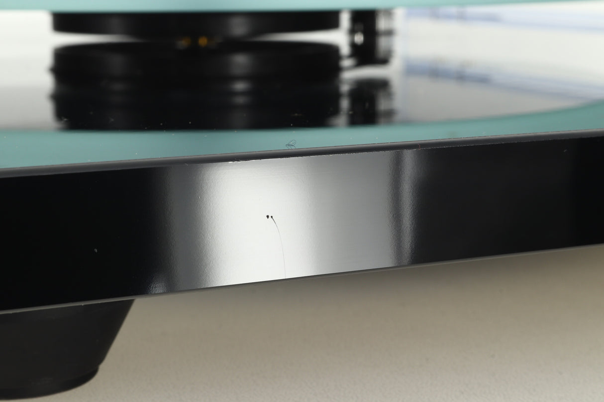 Rega Planar 2 Turntable - Black