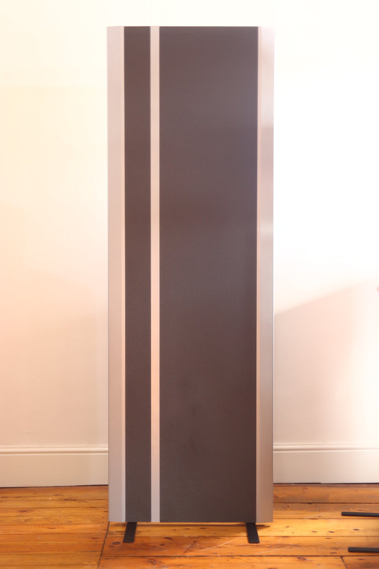 Magneplanar MG 3.7 Floorstanding Speakers - Silver/Grey