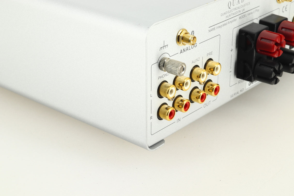 Quad Vena II Play Integrated Amplifier - Silver