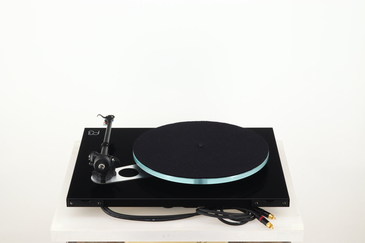 Rega Planar 3 Turntable - Black / Elys Cartridge