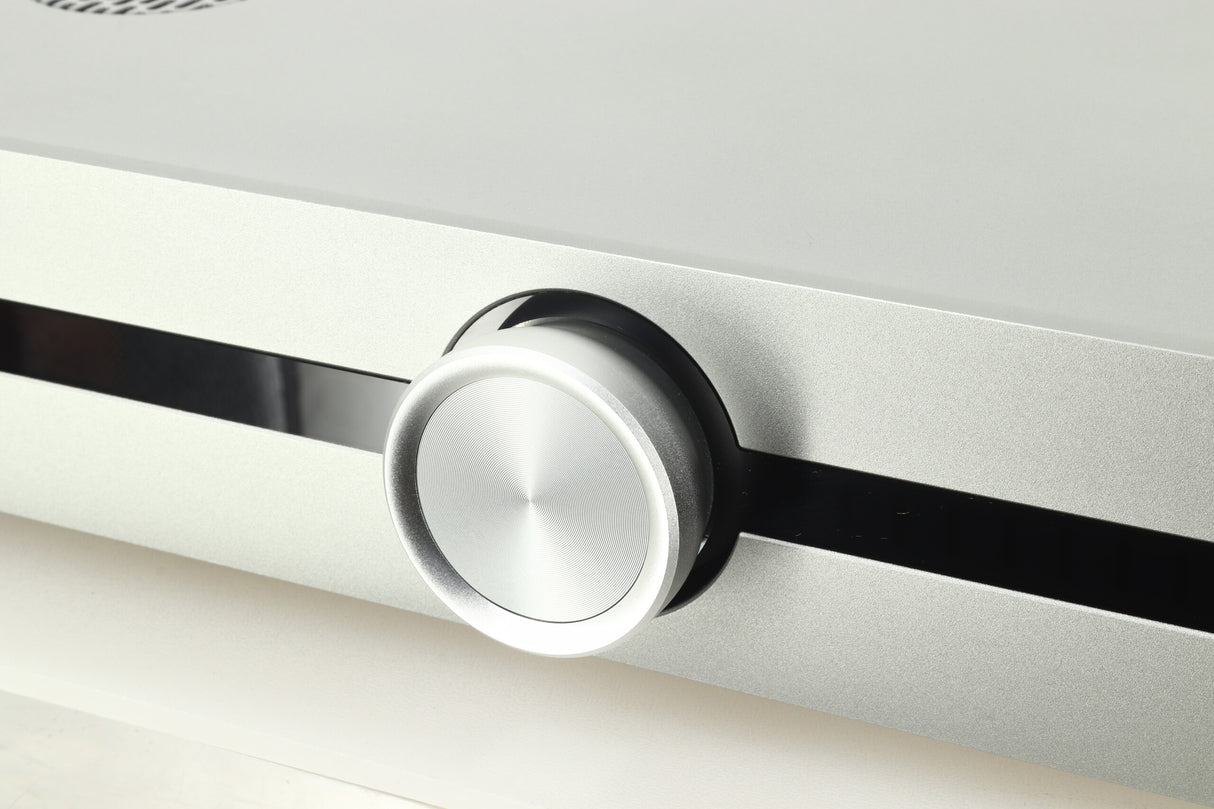 Roksan Attessa Integrated Amplifier - Silver