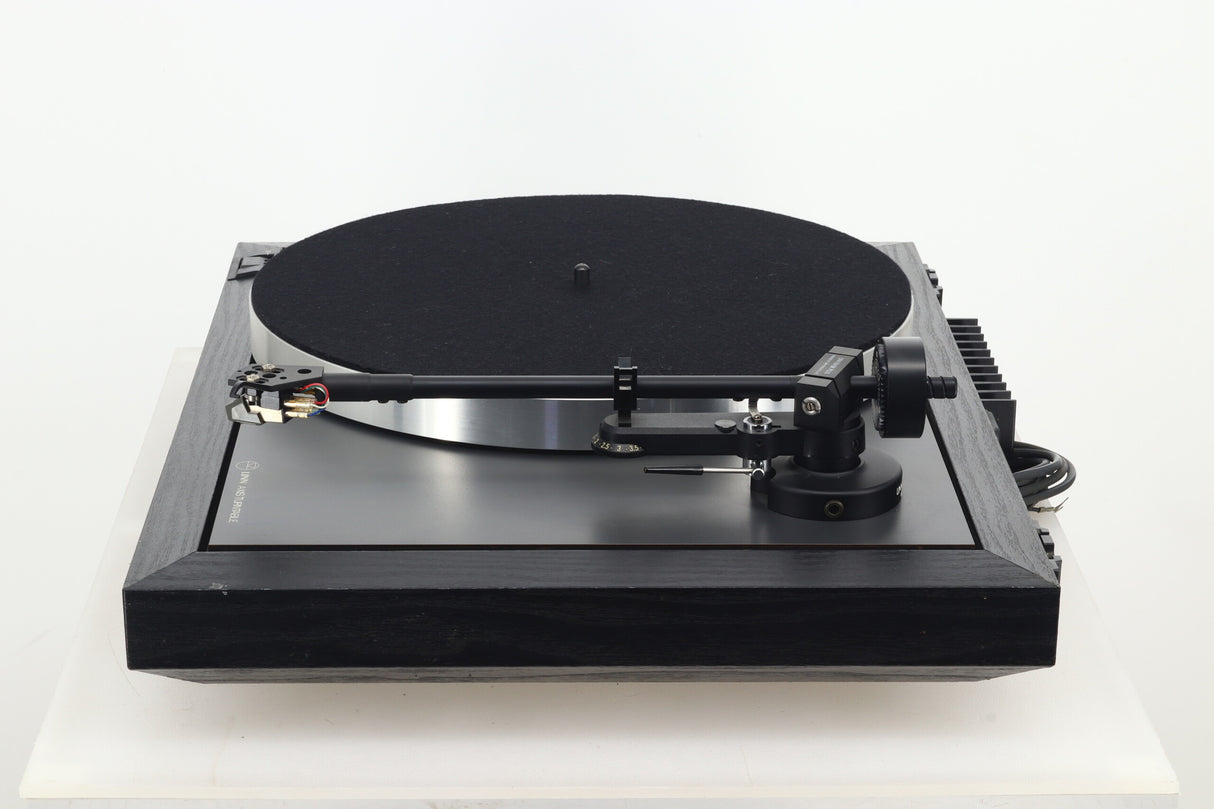 Linn Axis Turntable / Basik Plus Tonearm / K-9 Cartridge