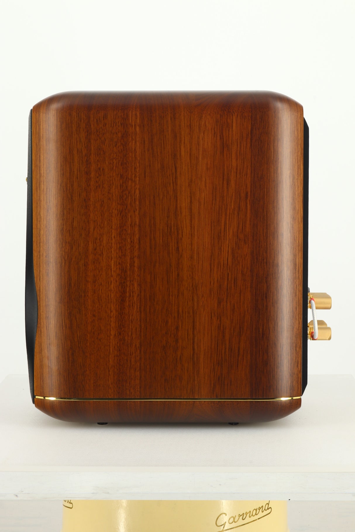 Sonus Faber Minima Amator II Standmount Speakers - Walnut