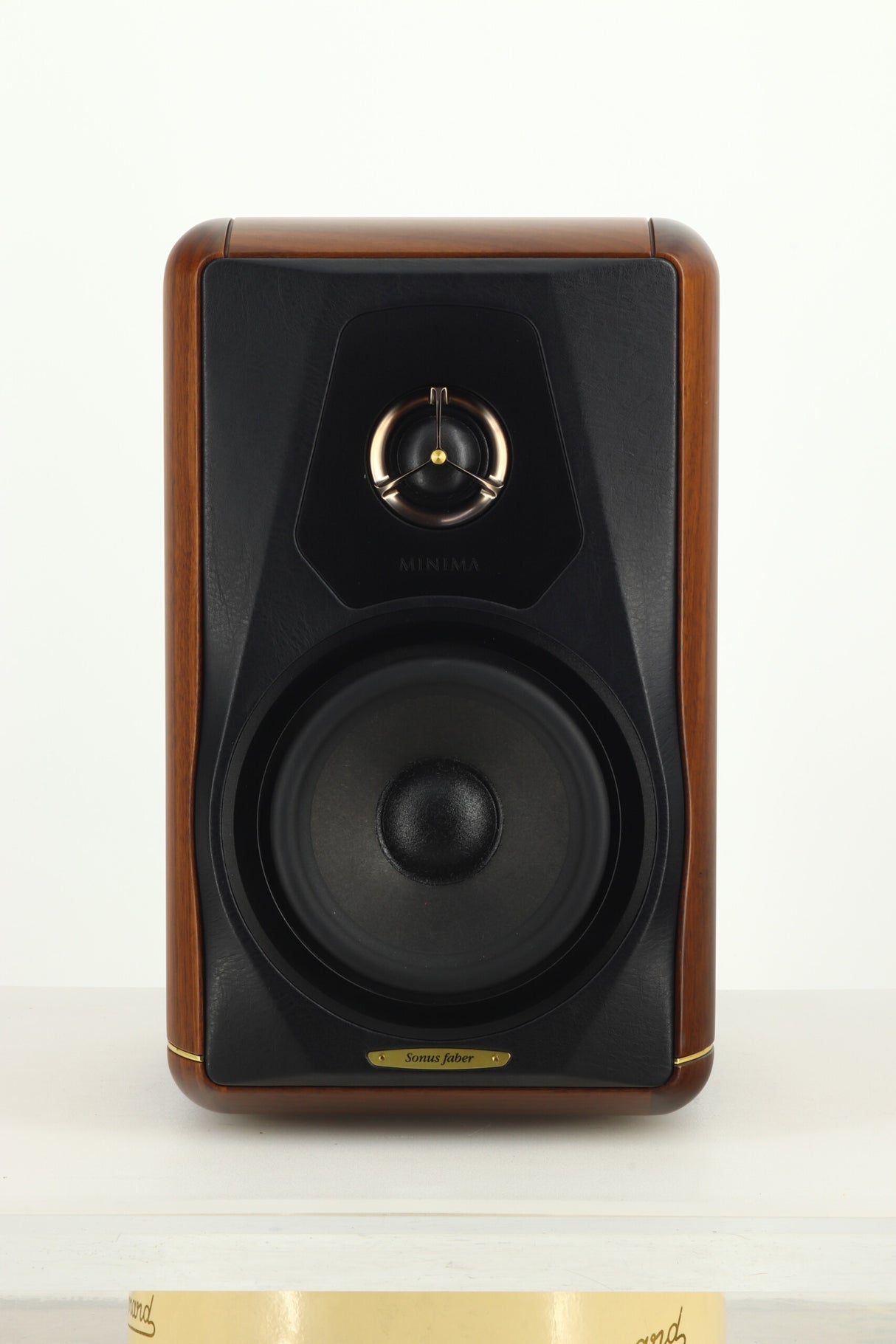 Sonus Faber Minima Amator II Standmount Speakers - Walnut