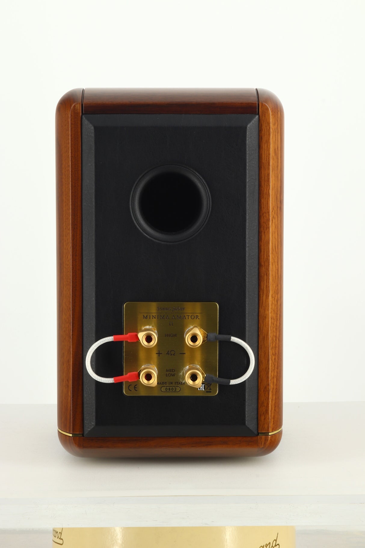 Sonus Faber Minima Amator II Standmount Speakers - Walnut