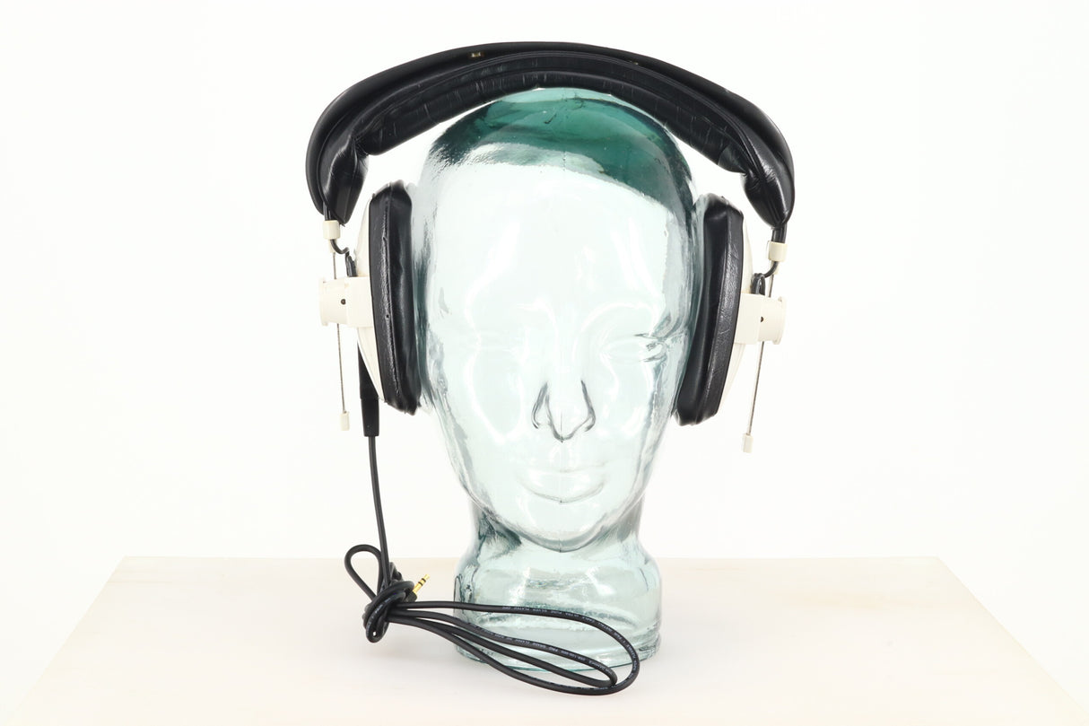 BeyerDynamic DT100 Headphones