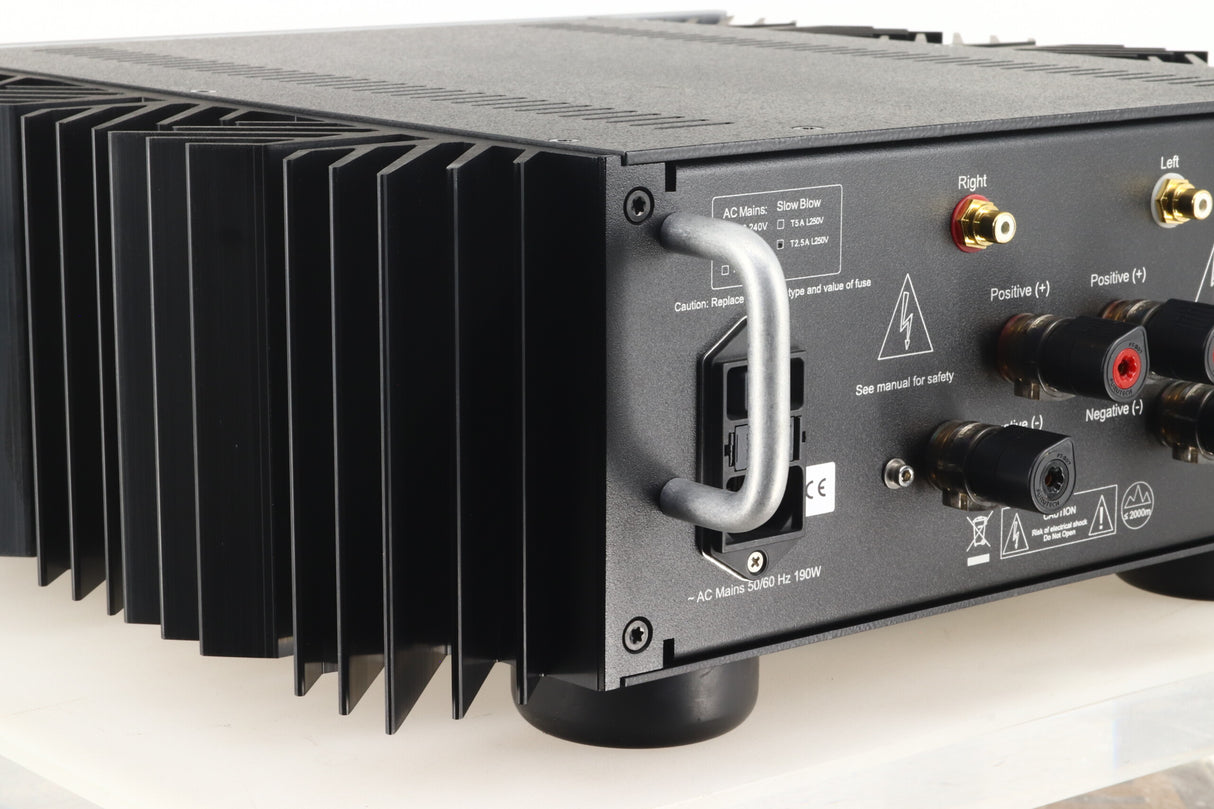 Pass Labs XA25 Power Amplifier - Silver
