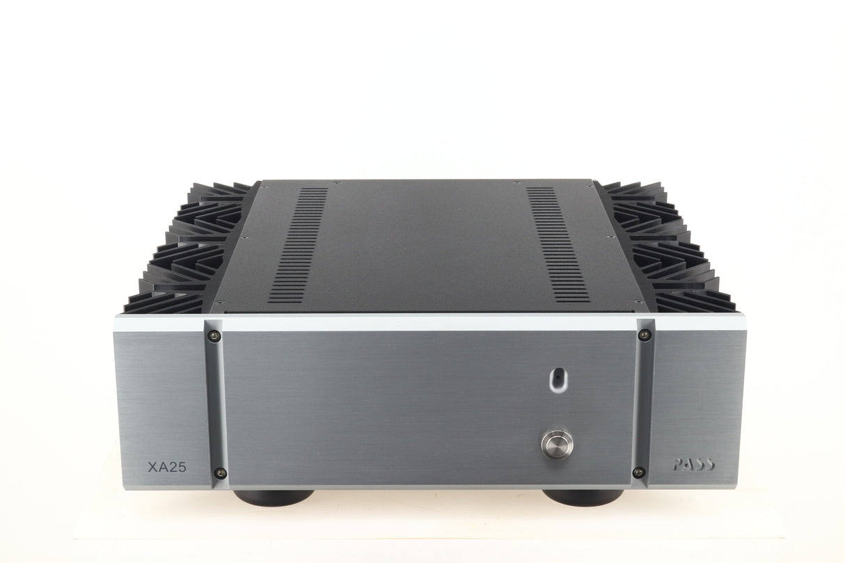 Pass Labs XA25 Power Amplifier - Silver