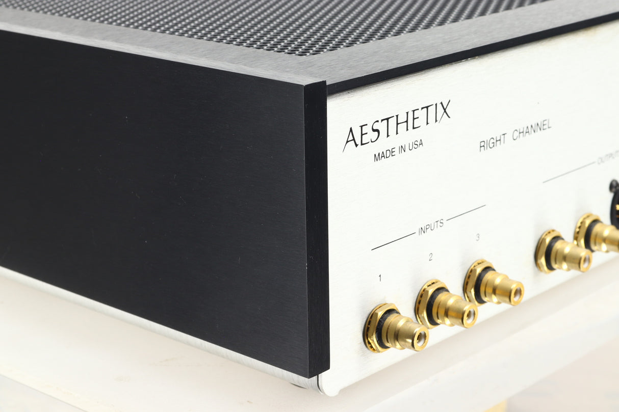 Aesthetix Rhea Valve Phonostage