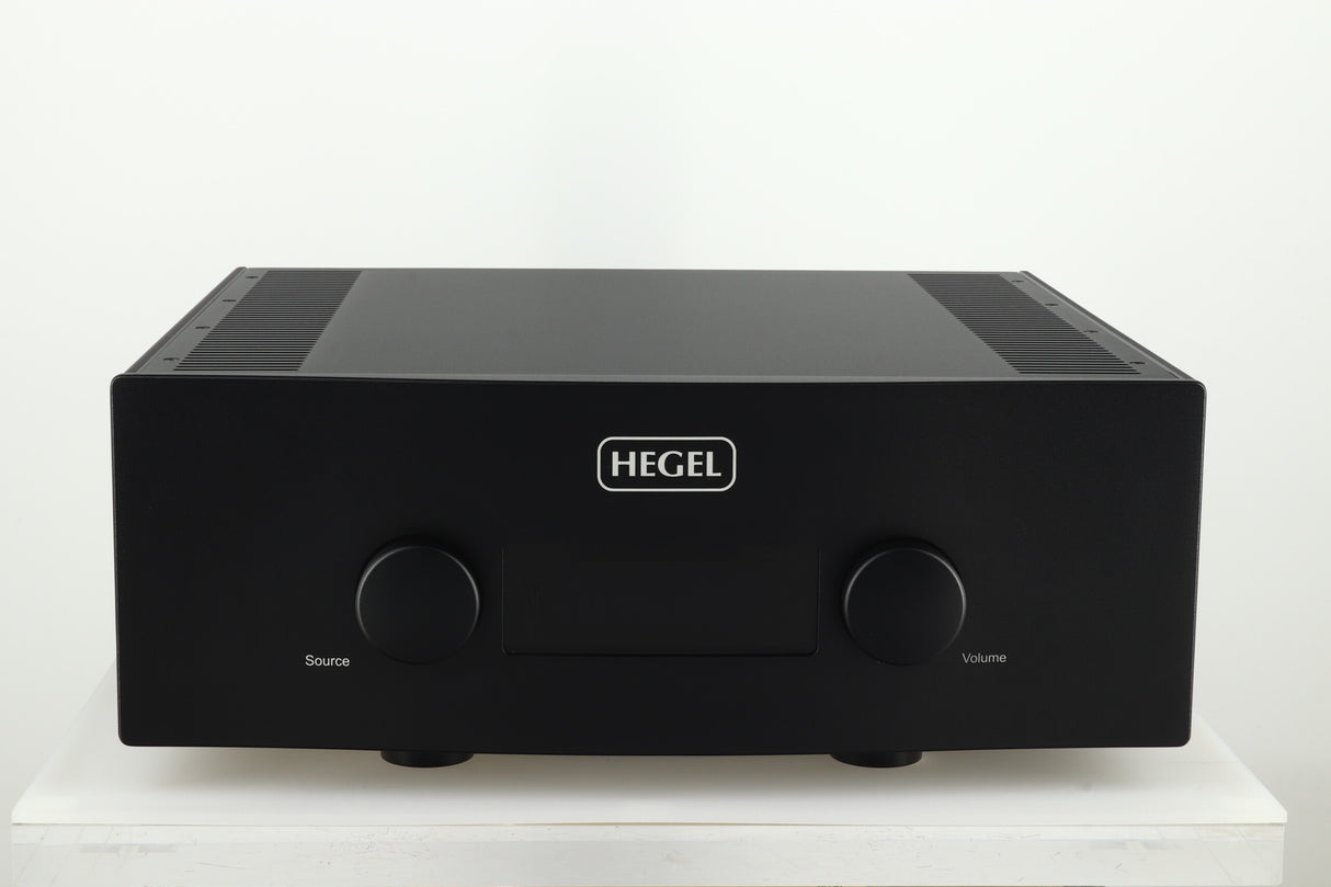 Hegel H590 Reference Integrated Amplifier