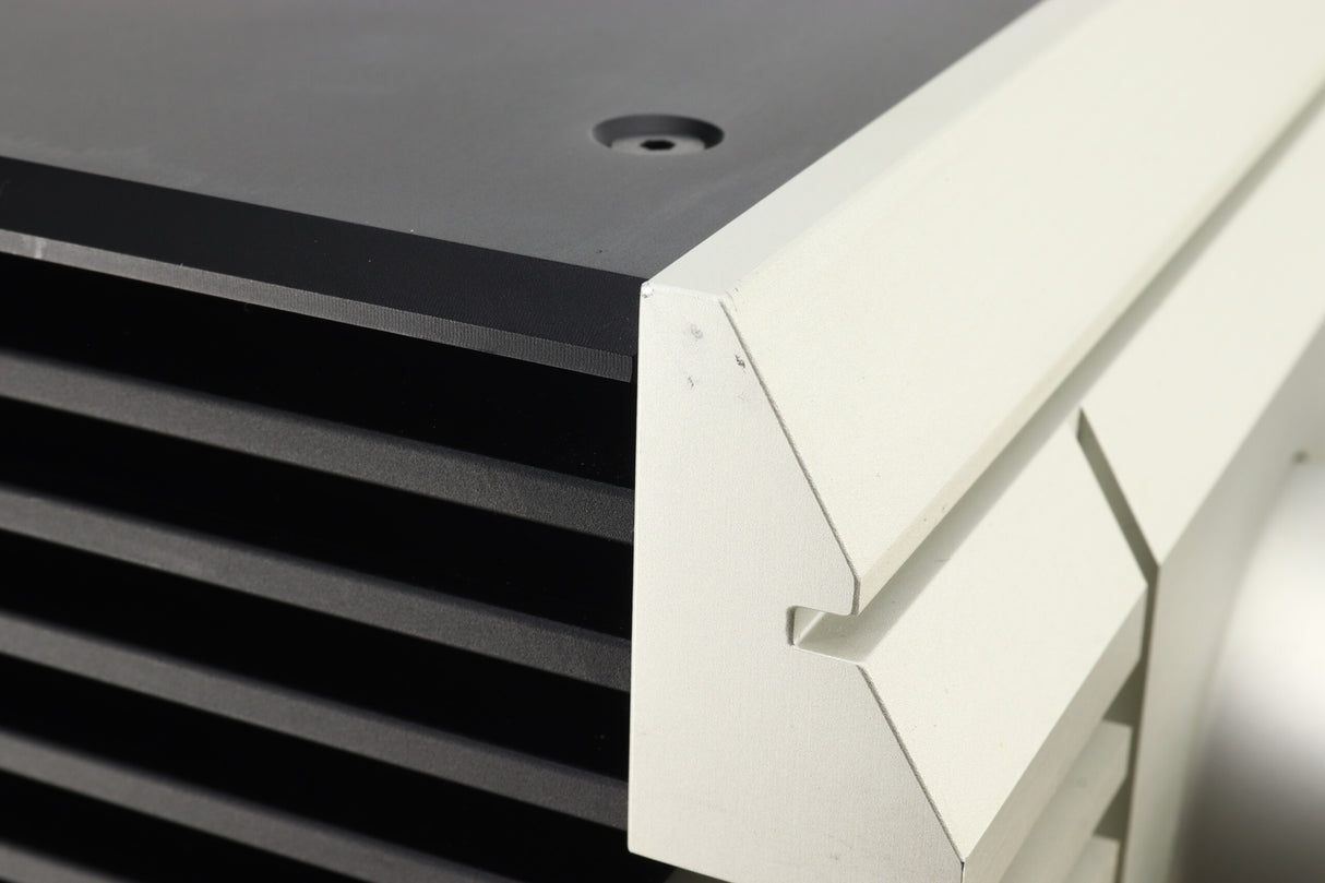 Musical Fidelity Nu-Vista 800 Integrated Amplifier - Silver