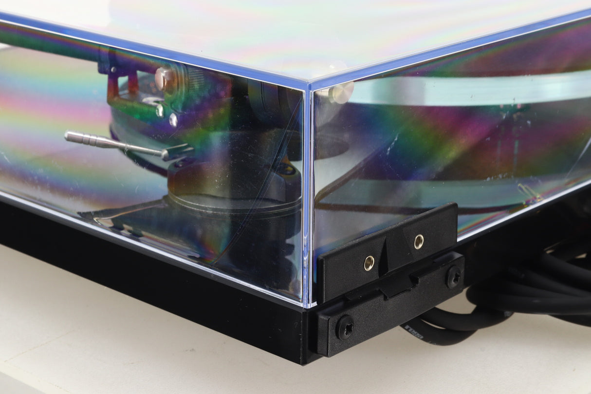 Rega Planar 3 Turntable / AT VM95ML Cartridge - Black Gloss