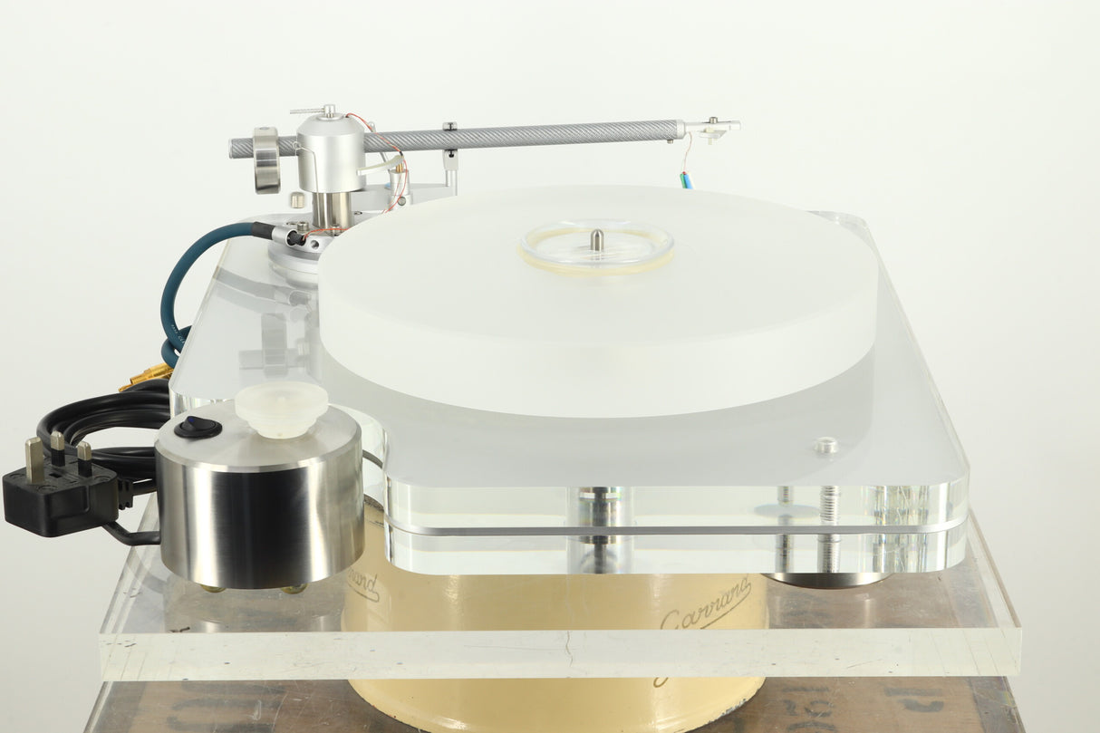 Clearaudio Avantgarde Turntable / Unify Tonearm