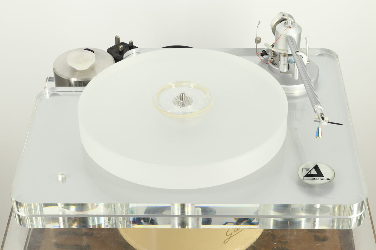 Clearaudio Avantgarde Turntable / Unify Tonearm