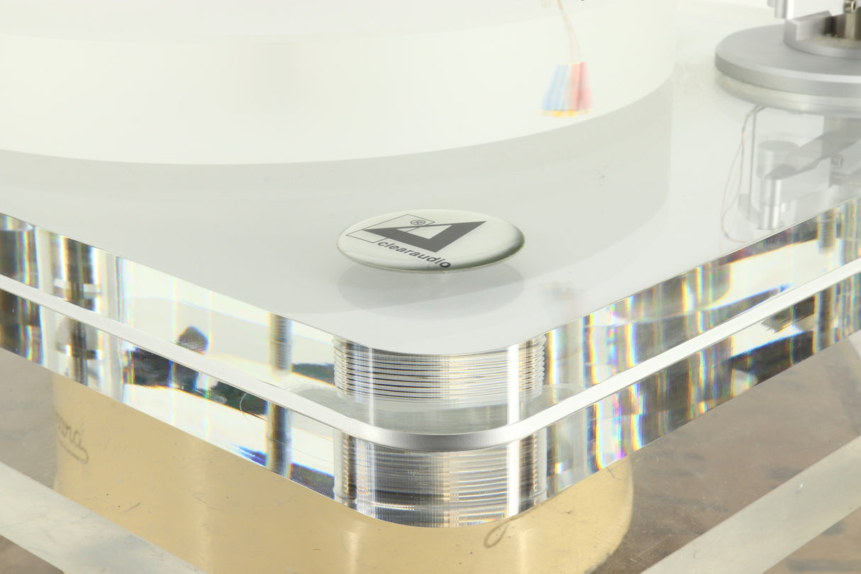 Clearaudio Avantgarde Turntable / Unify Tonearm