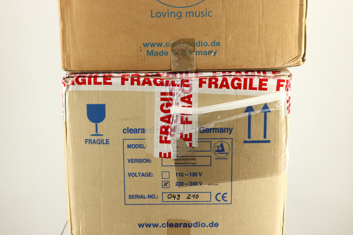 Clearaudio Avantgarde Turntable / Unify Tonearm