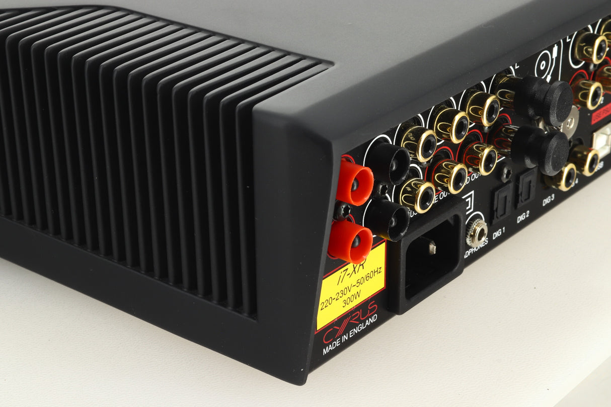 Cyrus i7-XR Integrated Amplifier - Phantom Black