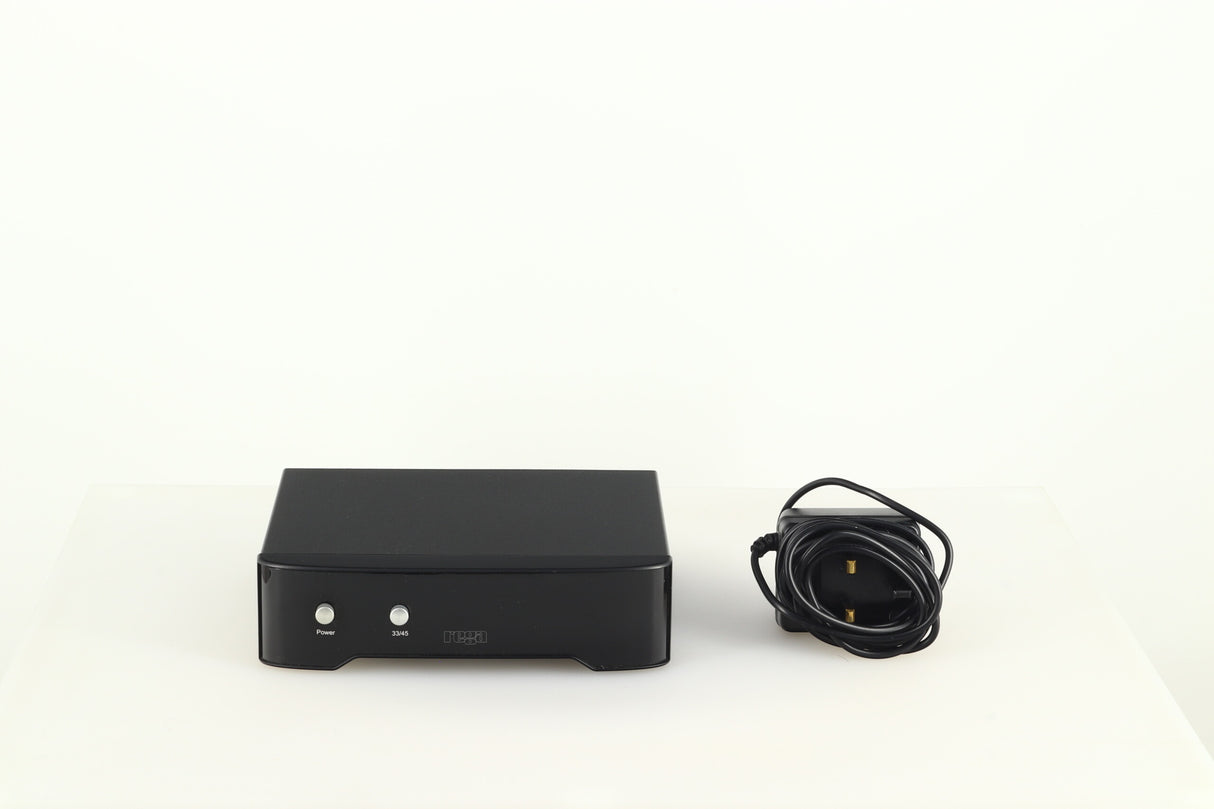 Rega Planar 8 Turntable / Apheta 3 MC Cartridge - Black