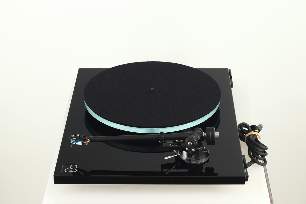 Rega Planar 3 Turntable / Elys 2 Cartridge - Black