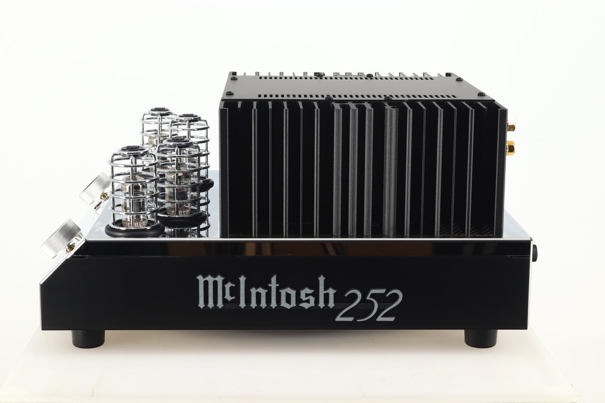 McIntosh MA252 Integrated Amplifier