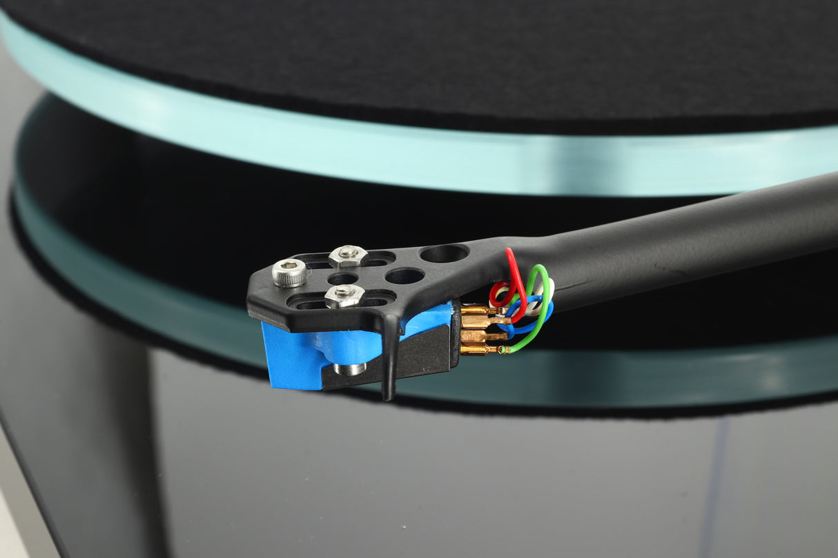 Rega Planar 3 Turntable / Elys 2 Cartridge - Black