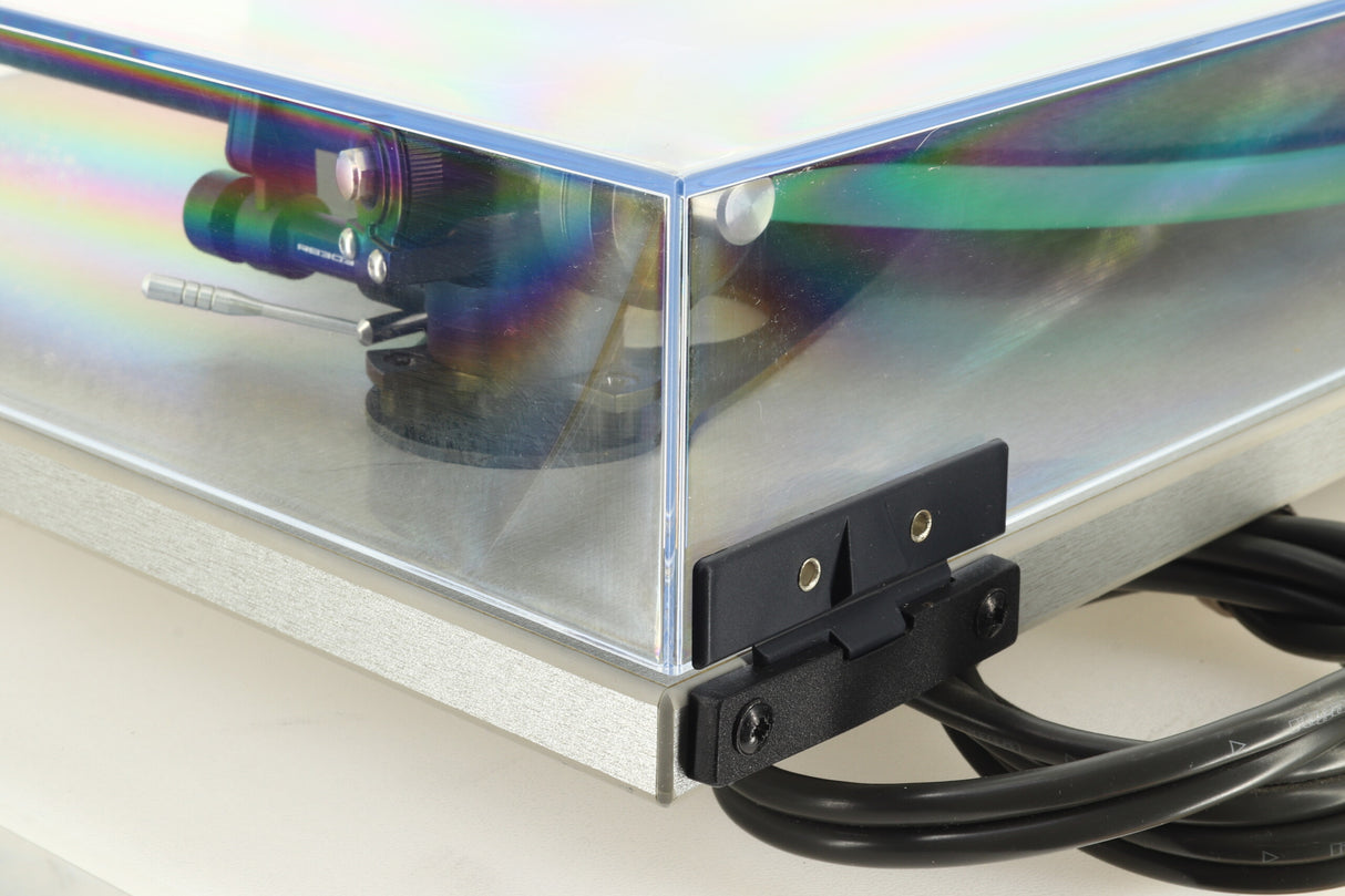 Rega RP3 Turntable - Silver / Elys 2 Cartridge