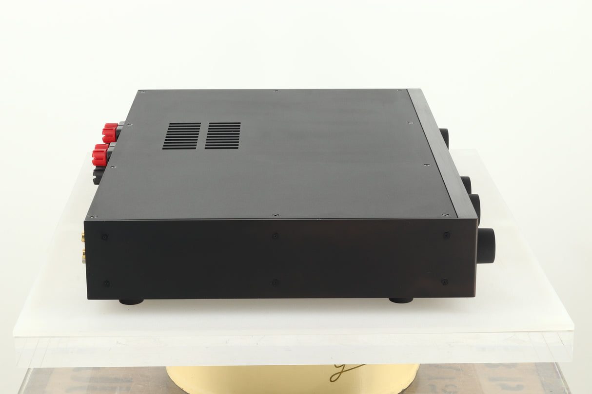 Audiolab 8200A Integrated Amplifier