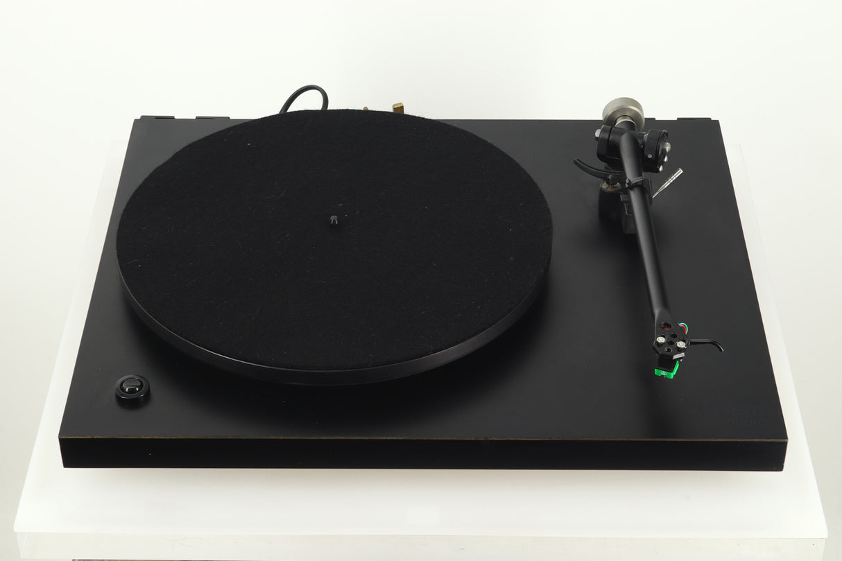 Rega Planar 3 Turntable / AT95E Cartridge
