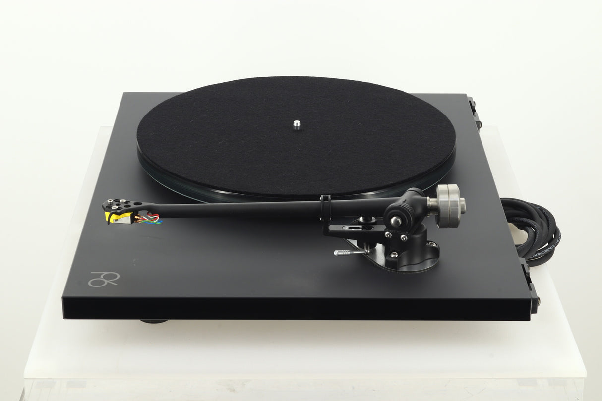 Rega Planar 6 Turntable - Black / Exact Cartridge