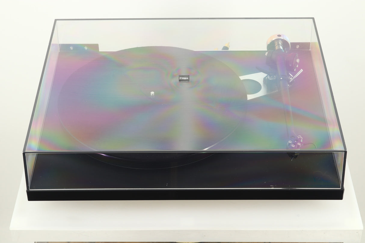 Rega Planar 6 Turntable - Black / Ania Pro Cartridge