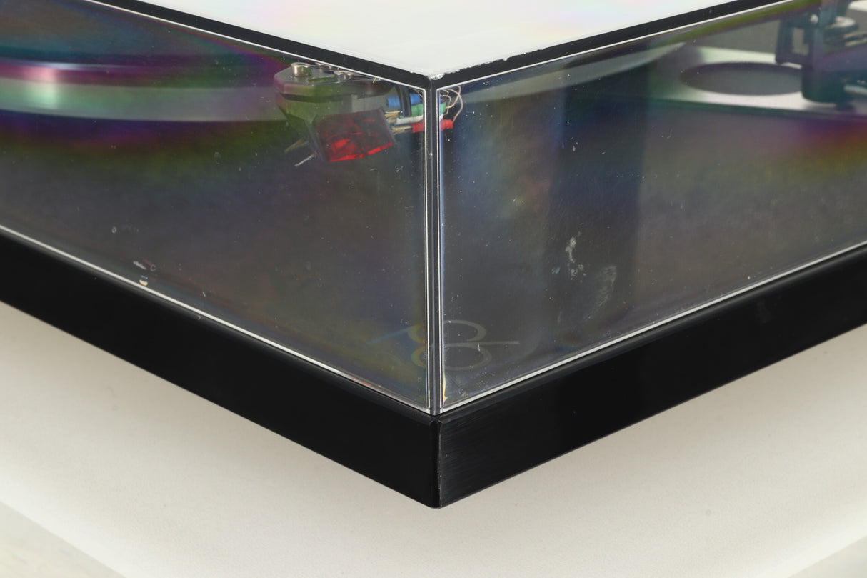 Rega Planar 6 Turntable - Black / Ania Pro Cartridge