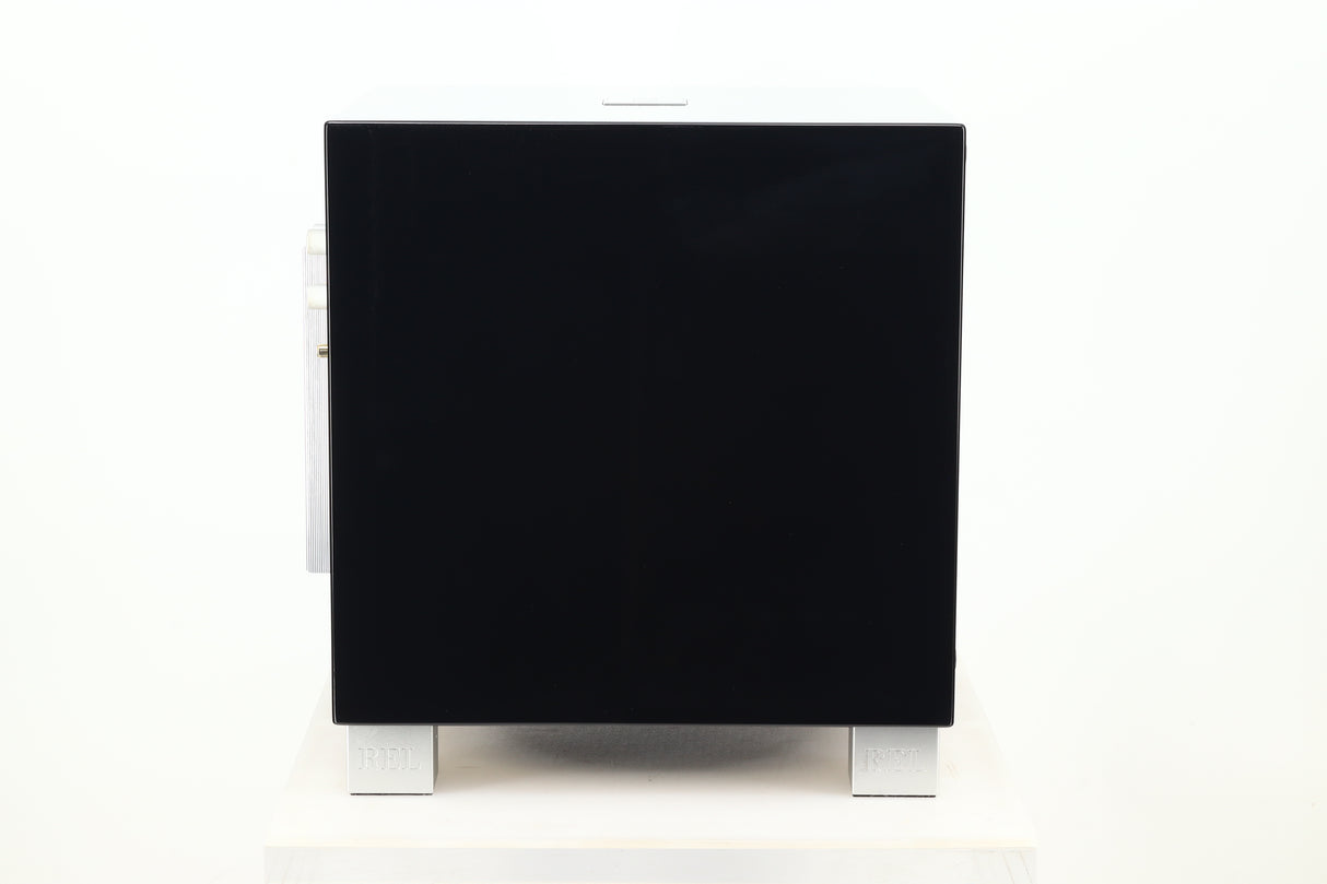 REL T9i Subwoofer - Piano Black