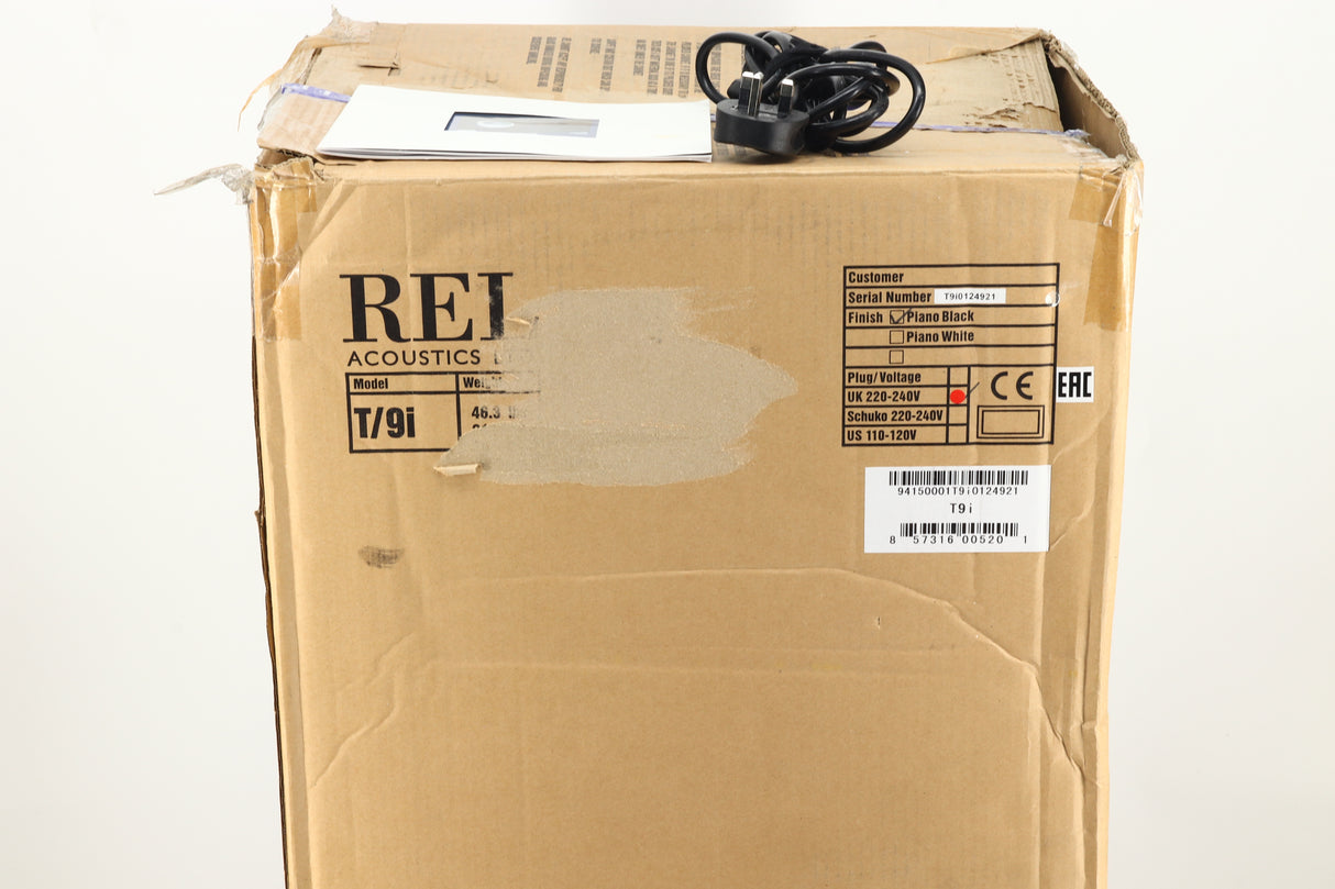 REL T9i Subwoofer - Piano Black
