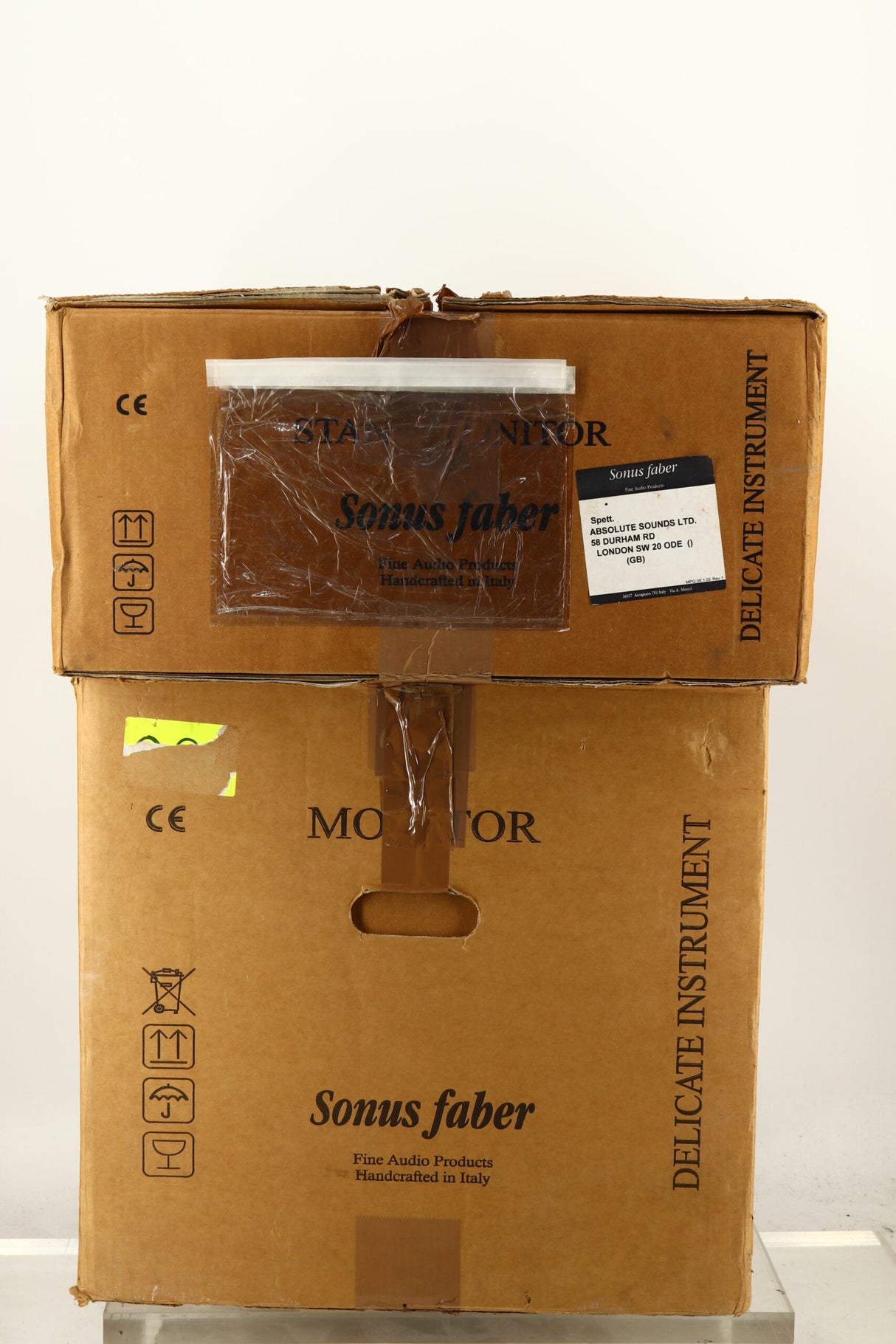 Sonus Faber Liuto Monitor Standmount Speakers / Liuto Stands - Black