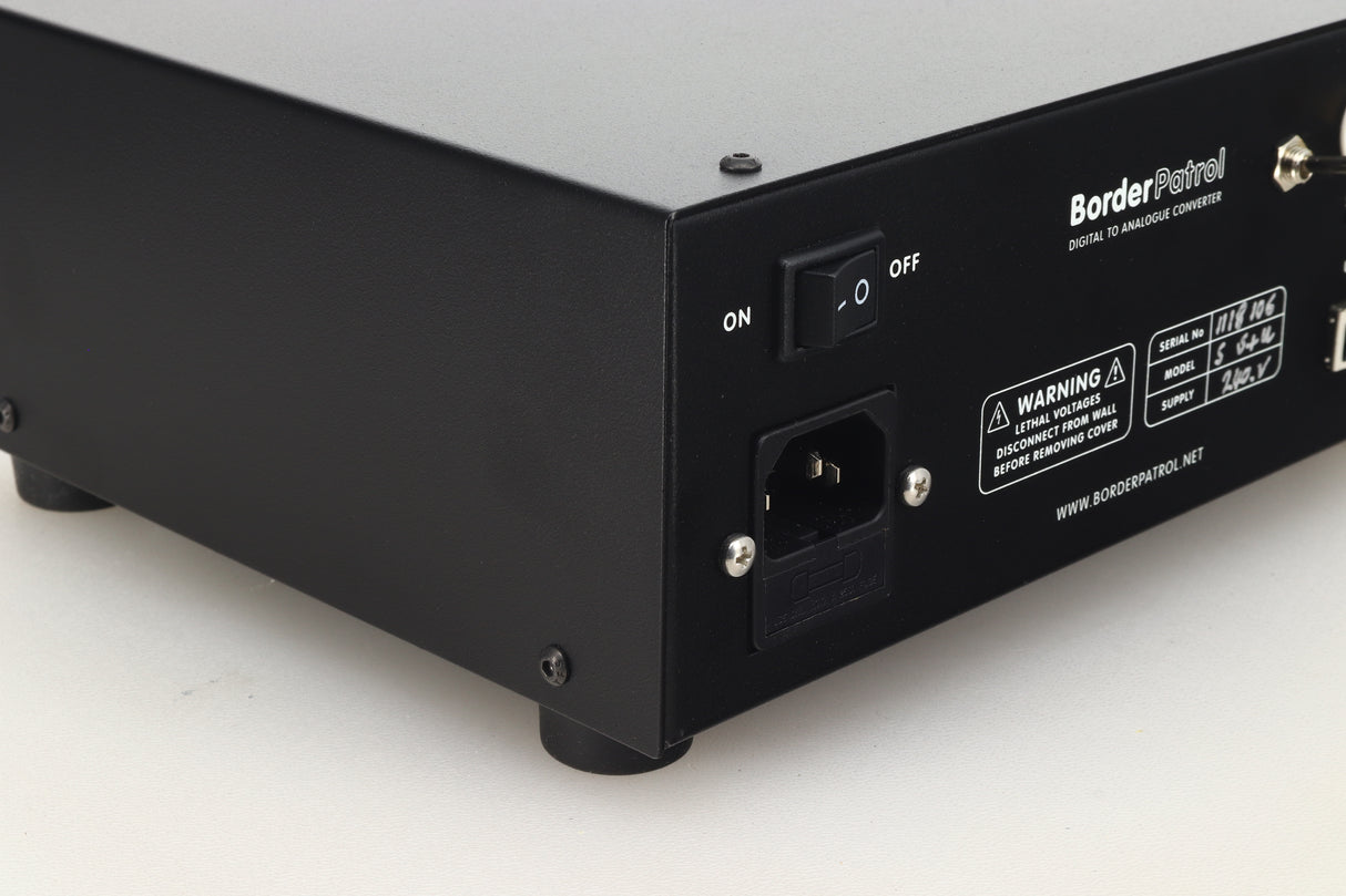 Border Patrol DAC S Digital Analogue Converter - Silver