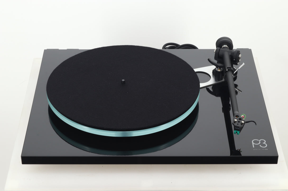 Rega Planar 3 Turntable - Black / Sumiko Olympia Cartridge