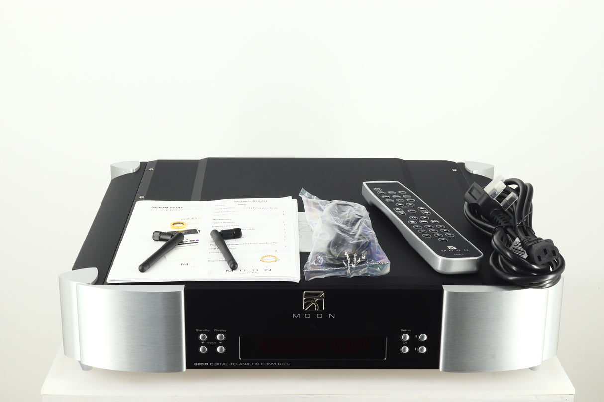 Moon by Sim Audio 680D Streaming DAC with MIND 2 Module - Two Tone
