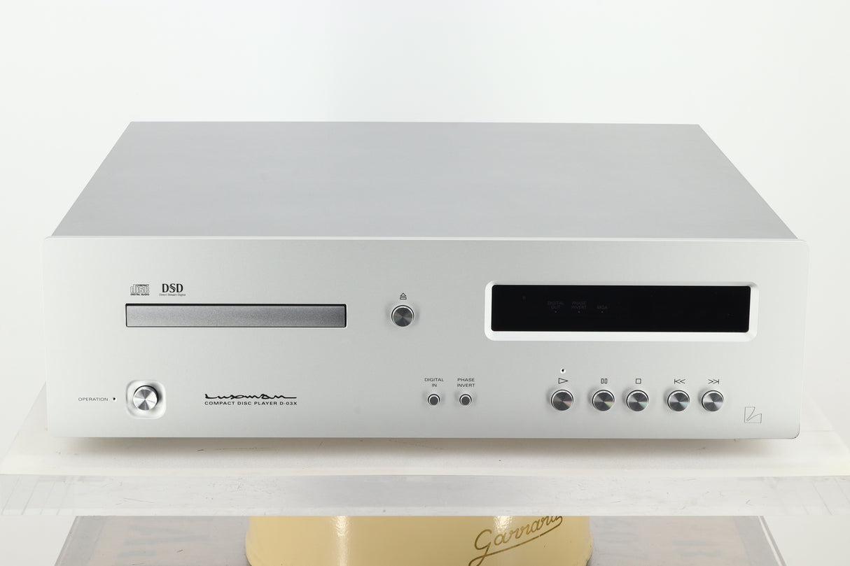 Luxman D-03X CD Player - Aluminium Silver