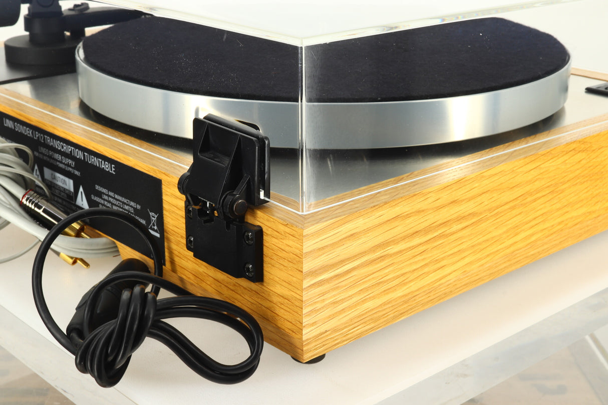 Linn LP12 Turntable - Oak / Karousel Bearing / Lingo 4 Power Supply / Akito 3B Tonearm / Dyanvector 20X2L Cartridge