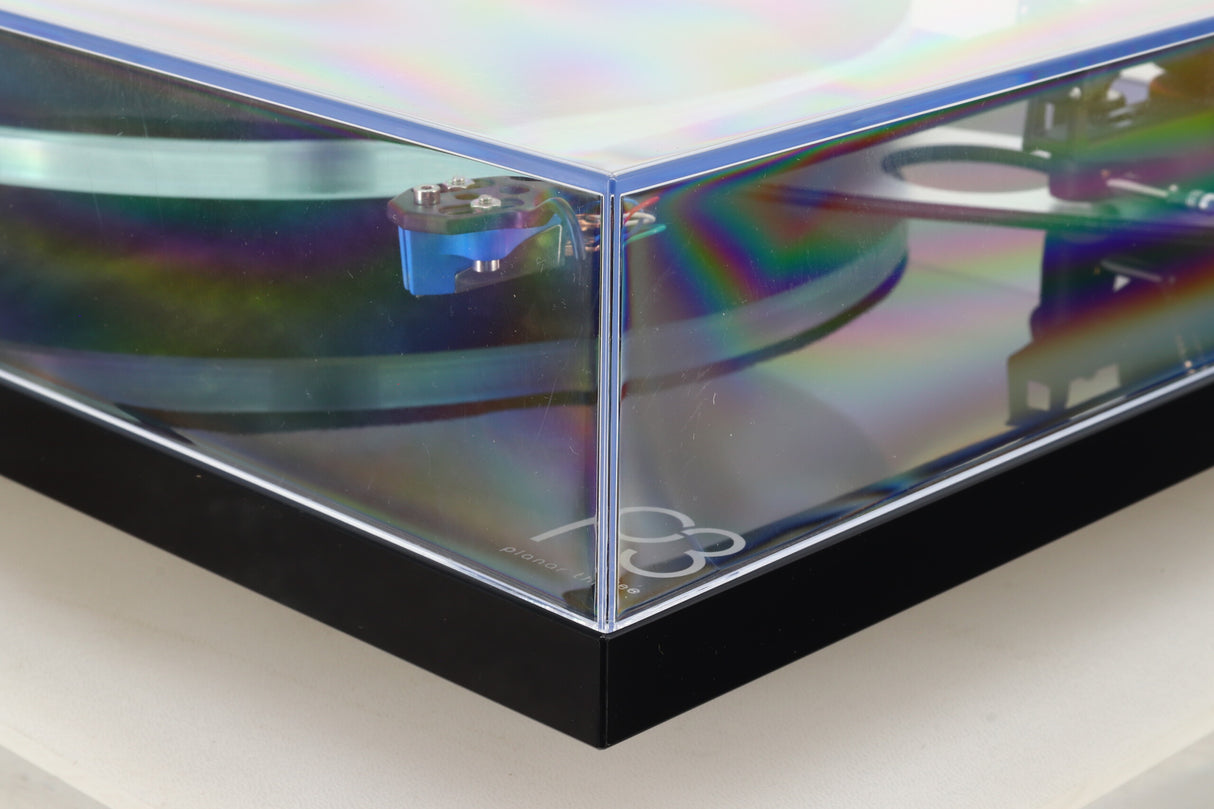 Rega Planar 3 Turntable - Black / Elys Cartridge