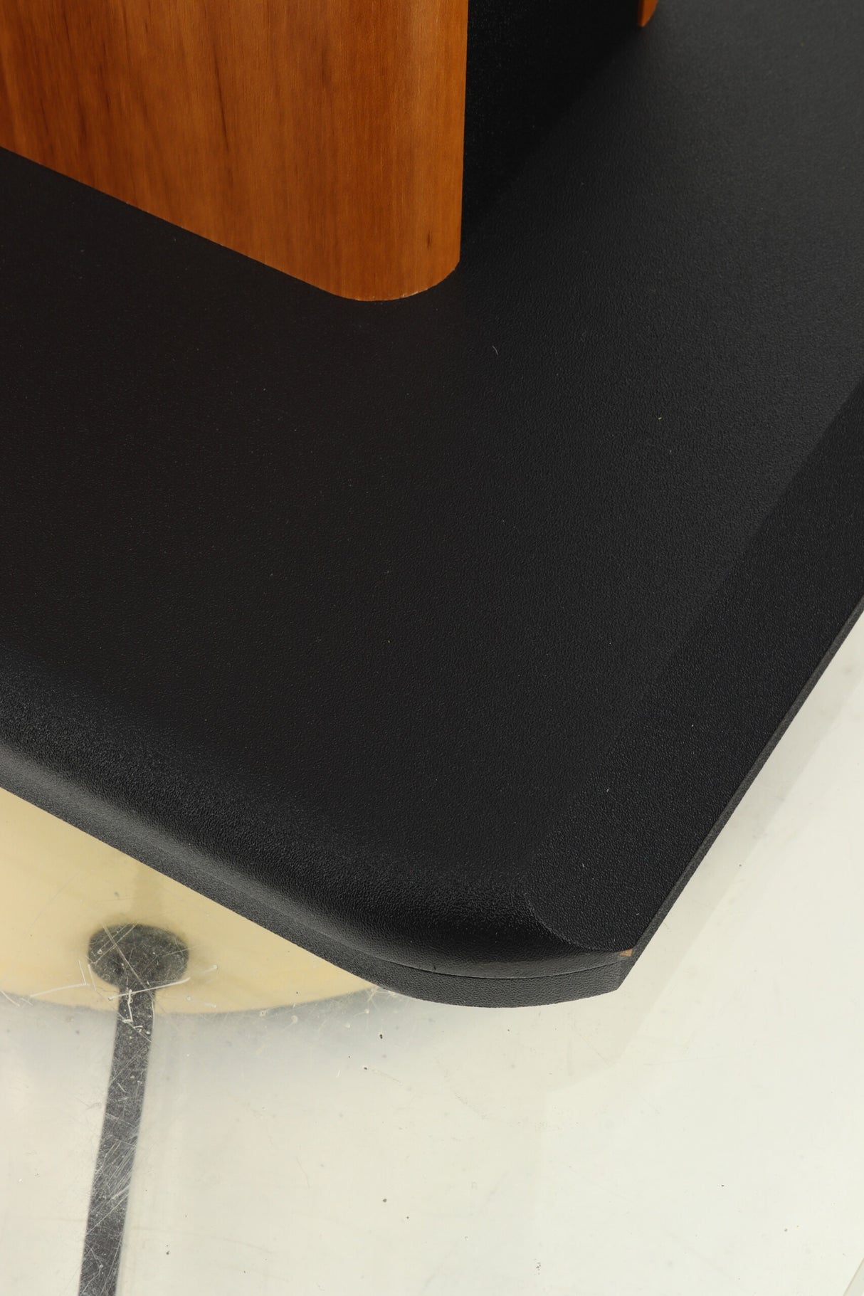 Edifier SS02 Speaker Stands - Cherry