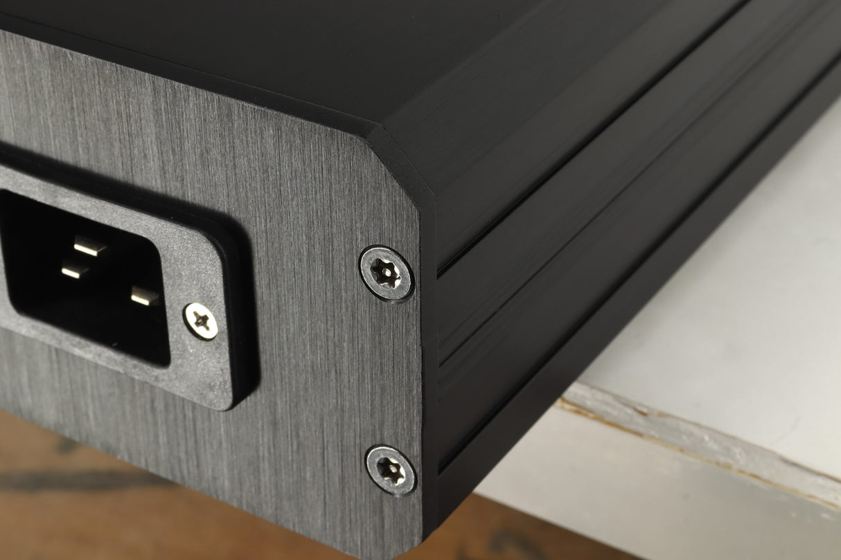 Chord Company PowerHAUS M6 Power Block